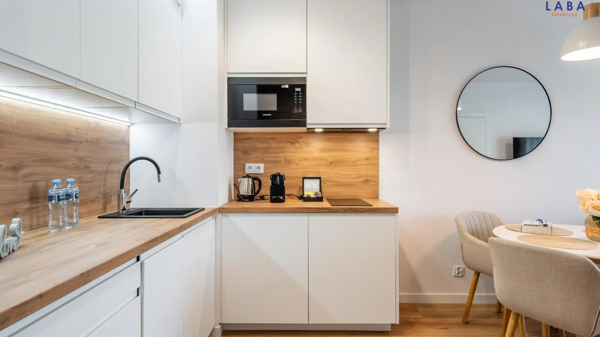 Laba Kolobrzeg Apartamenty Kollataja Z Parkingiem